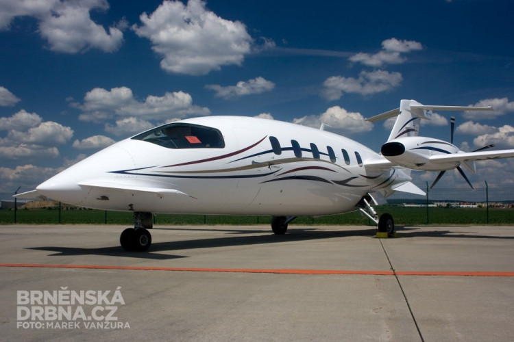 Ladné křivky italského letounu Piaggio Avanti