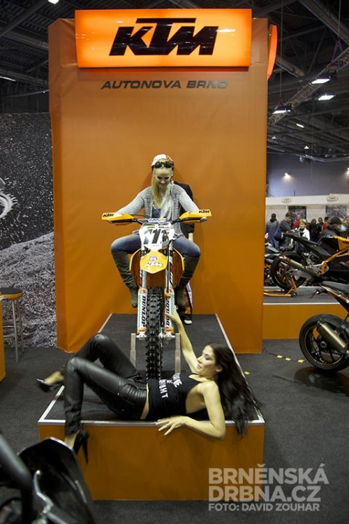 Odhalení nového motocyklu Karla Abrahama pro MotoGP, foto: Brněnská Drbna, David Zouhar