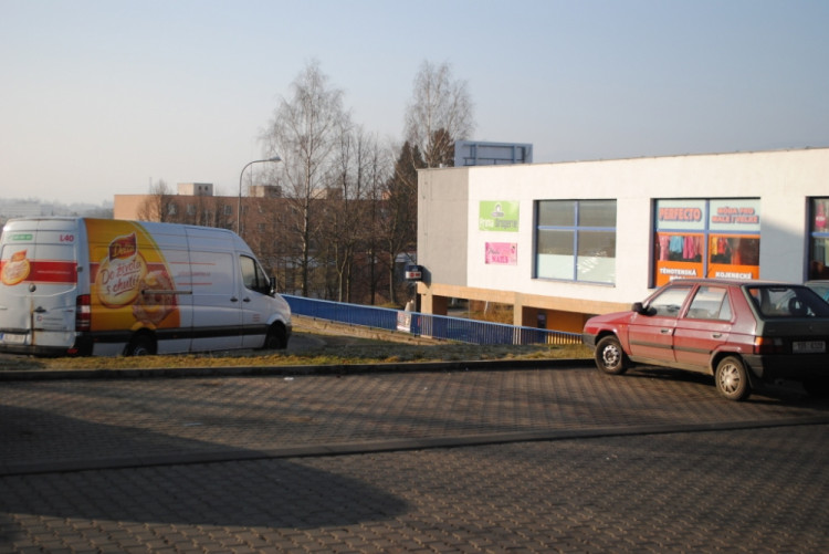 Jde o prodejnu Tesco v Pavlovicích, bývalou Duklu.