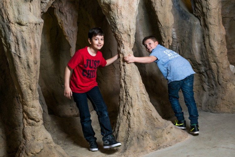 Obří krápníky v iQLANDII