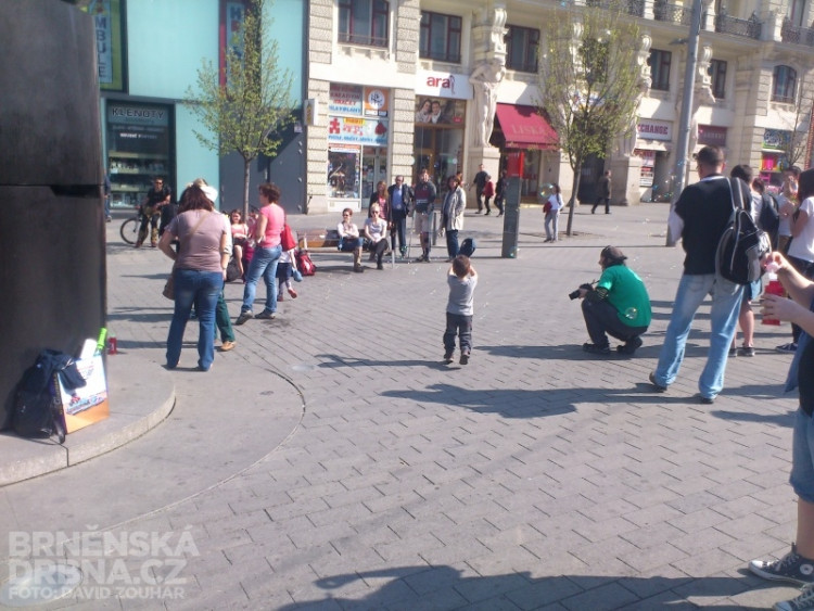 Z bublin měly největší radost děti, foto: Brněnská Drbna, David Zouhar