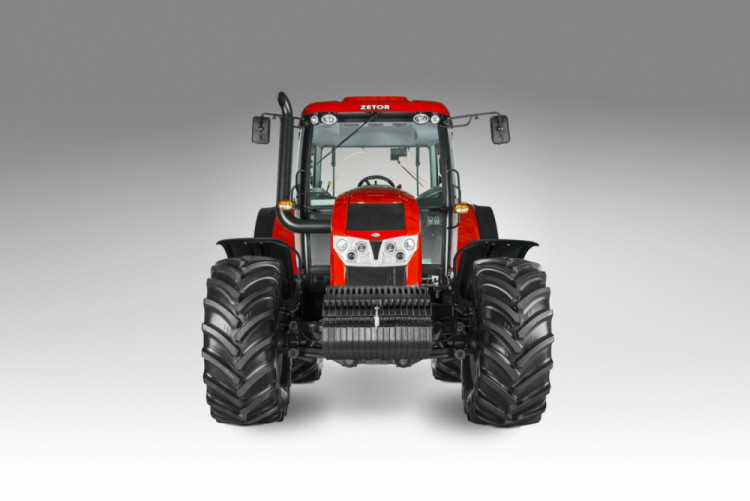 Nová zbraň Zetoru - traktor Forterra HD, foto: Zetor