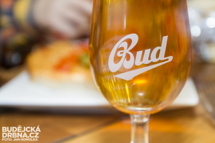 Ochutnávka nového piva BUD Premier Select nefiltrovaný Limited Edition