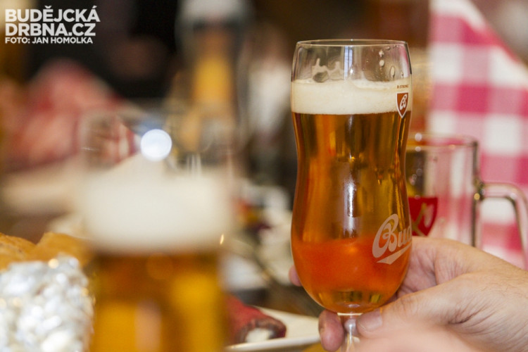 Ochutnávka nového piva BUD Premier Select nefiltrovaný Limited Edition