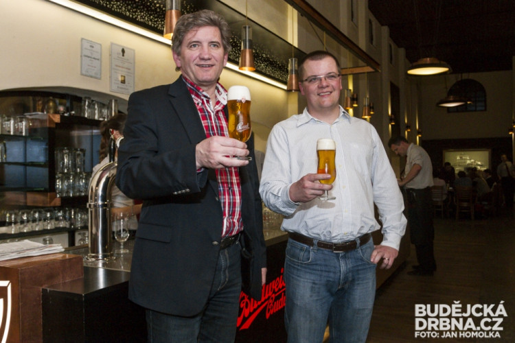 Ochutnávka nového piva BUD Premier Select nefiltrovaný Limited Edition