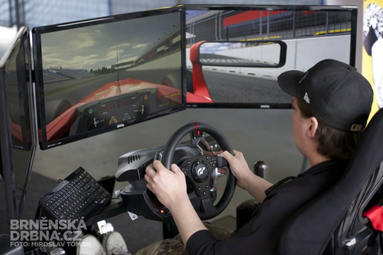 Tuning show na Masarykově automotodromu otevřela okruhovou sezonu, foto: Brněnská Drbna, Miroslav Toman