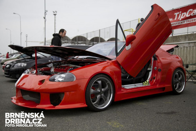 Tuning show na Masarykově automotodromu otevřela okruhovou sezonu, foto: Brněnská Drbna, Miroslav Toman