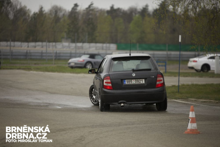 Tuning show na Masarykově automotodromu otevřela okruhovou sezonu, foto: Brněnská Drbna, Miroslav Toman