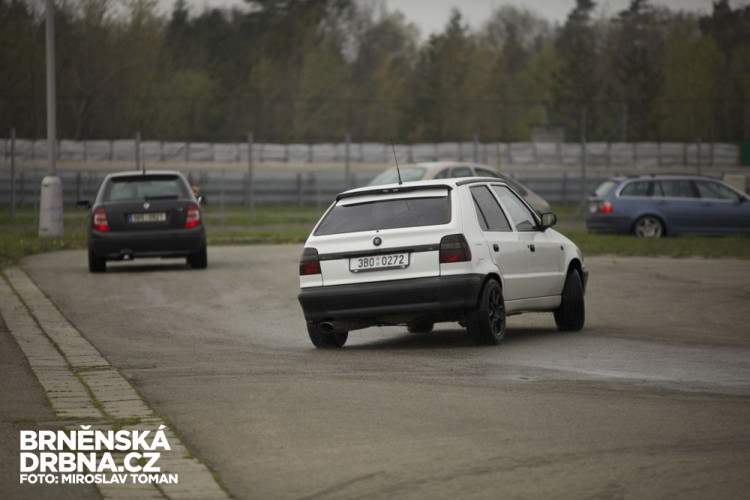 Tuning show na Masarykově automotodromu otevřela okruhovou sezonu, foto: Brněnská Drbna, Miroslav Toman