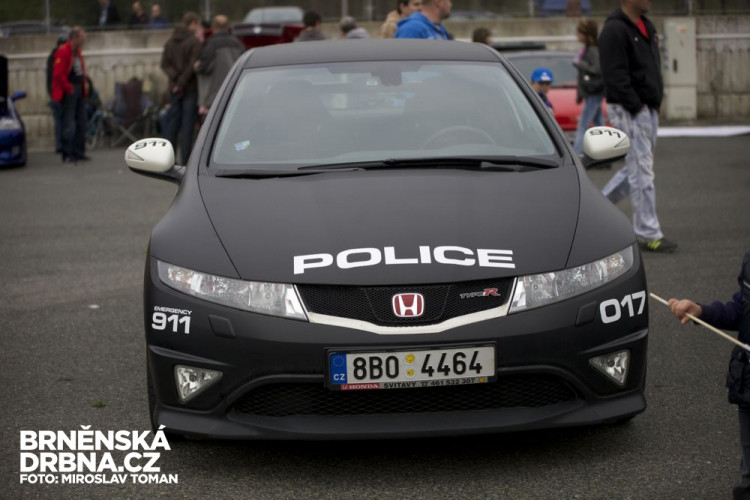 Tuning show na Masarykově automotodromu otevřela okruhovou sezonu, foto: Brněnská Drbna, Miroslav Toman