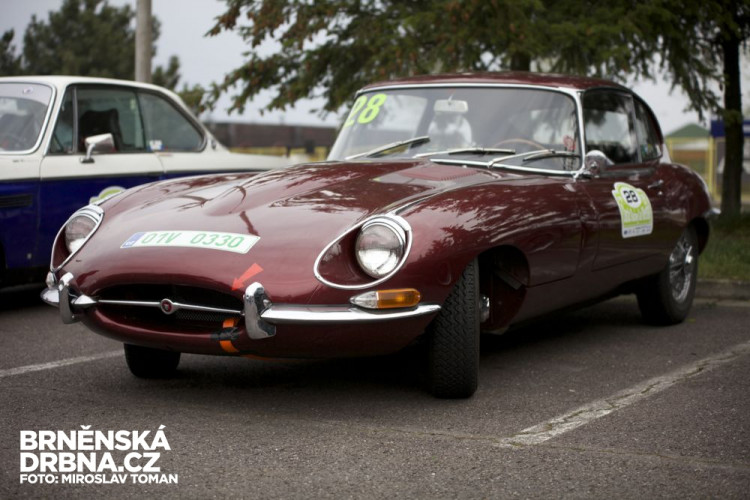 Tuning show na Masarykově automotodromu otevřela okruhovou sezonu, foto: Brněnská Drbna, Miroslav Toman