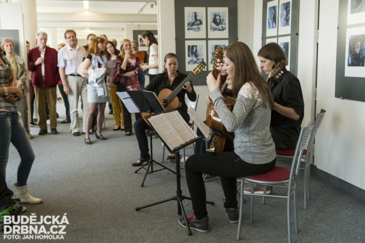Vernisáž výstavy Jen plané sny aneb Proměny (pro) ženy fotografa Jaroslava Klímy