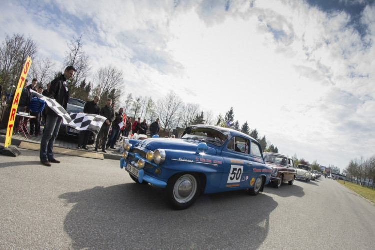 Mobil salon 2014. Foto Jan Fau