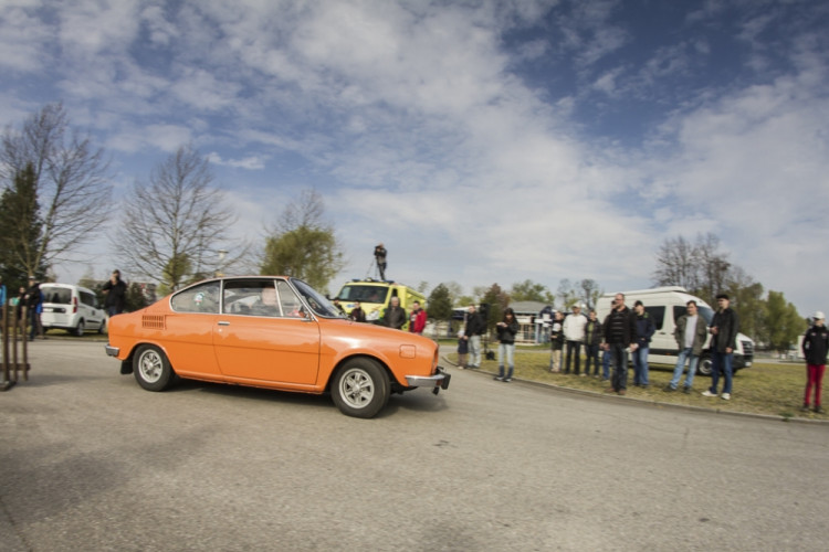 Mobil salon 2014. Foto Jan Fau