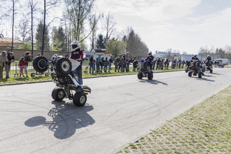 Mobil salon 2014. Foto Jan Fau