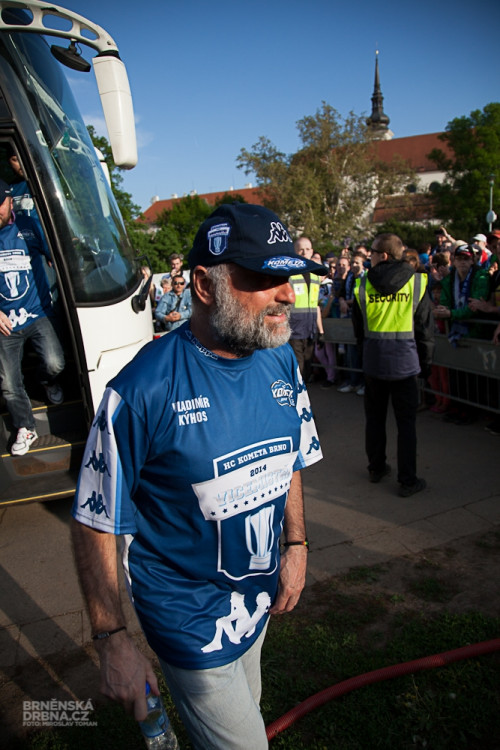 Tisíce fanoušků přivítaly trofej pro druhý tým extraligy, foto: Brněnská Drbna, Miroslav Toman