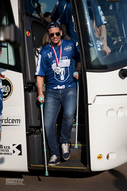 Tisíce fanoušků přivítaly trofej pro druhý tým extraligy, foto: Brněnská Drbna, Miroslav Toman