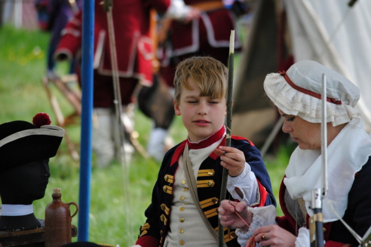 Armády měly také početný doprovod