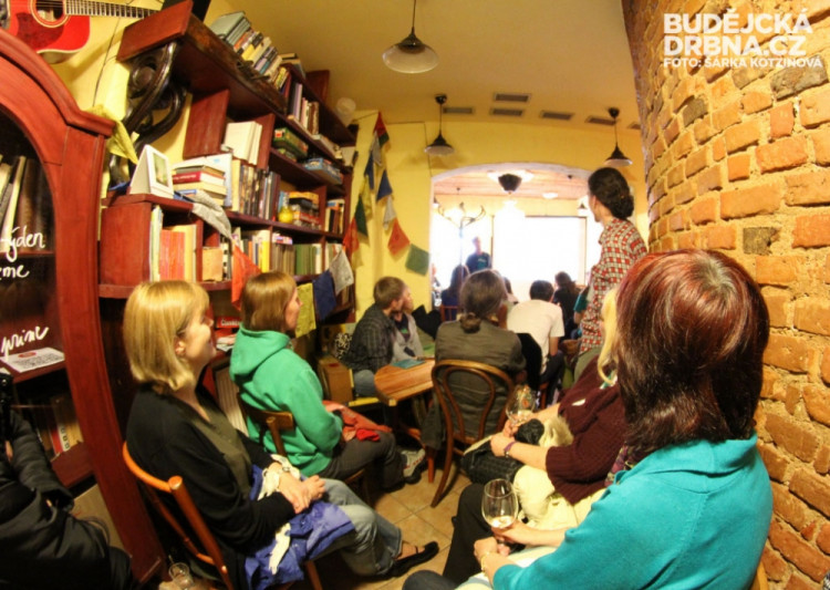 Cestovatelská beseda v Literární kavárně