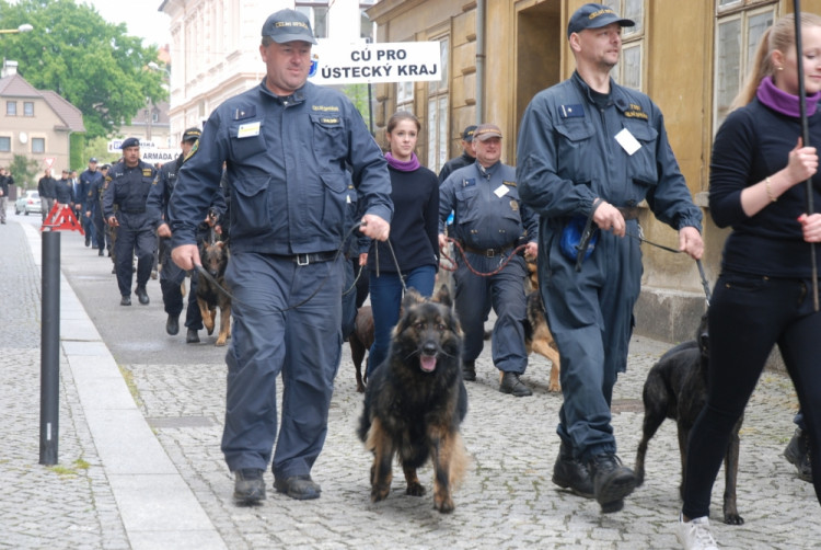 Každý za svůj kraj i složku.
