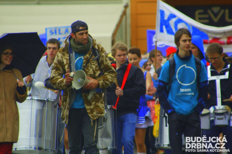 Majálesový průvod