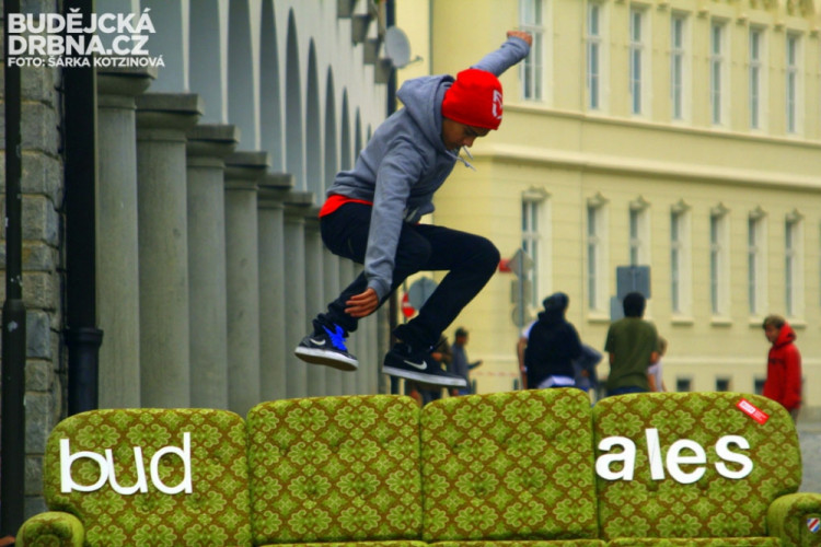 Majálesové skejtování