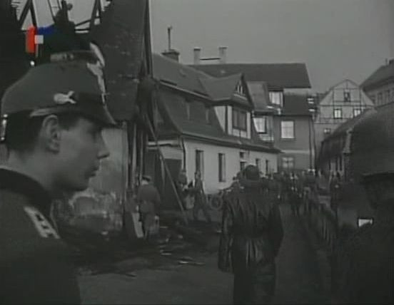 Bruno právě vyhodil do povětří dům i se svou neoblíbenou vychovatelkou