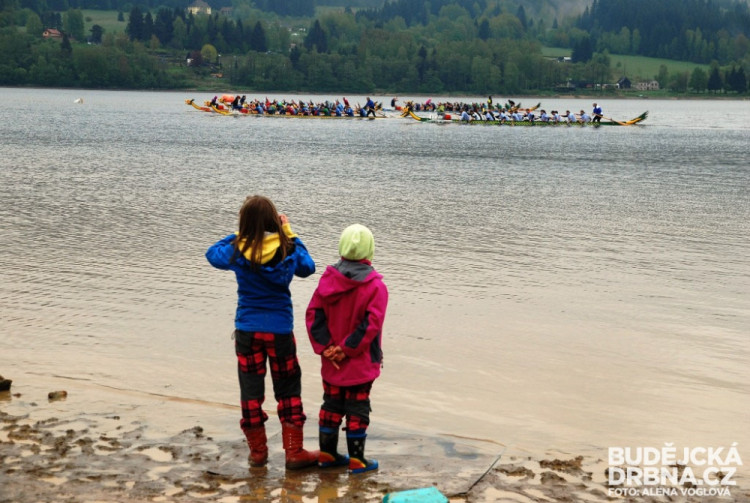 Dětí letos moc nepřijelo, ale skalních se pár našlo