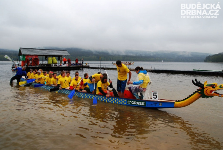 Počasí se sedmému ročníku nevyvedlo