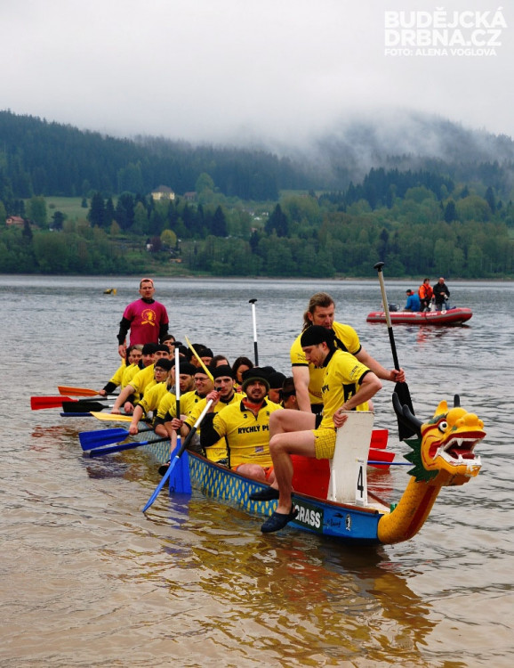 Sedmý ročník Lipno Dragon Boat Race 2014 se opět vyvedl