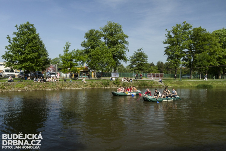 Raftové primátorky na řece Malši