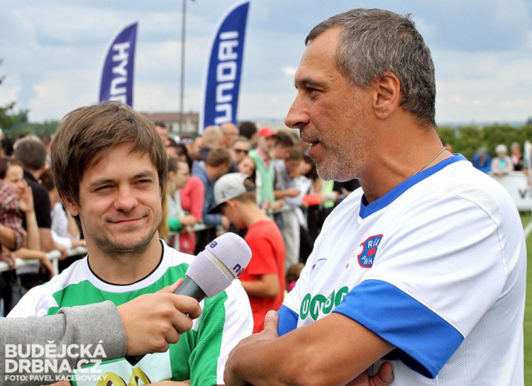 Fotbalová exhibice hvězd v Roudném
