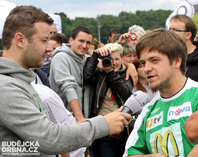 Fotbalová exhibice hvězd v Roudném