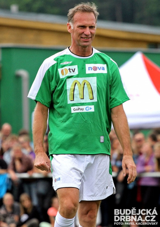 Fotbalová exhibice hvězd v Roudném