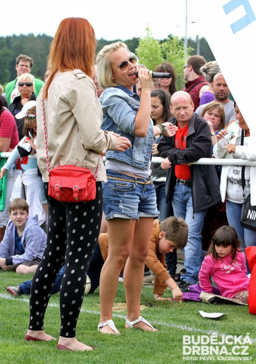 Fotbalová exhibice hvězd v Roudném