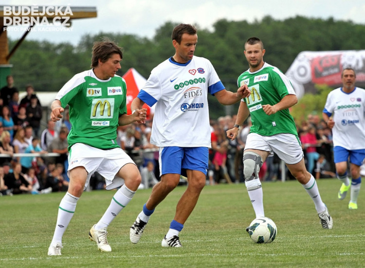 Fotbalová exhibice hvězd v Roudném