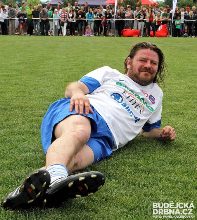 Fotbalová exhibice hvězd v Roudném