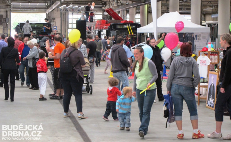 Den otevřených dveří v Dopravním podniku