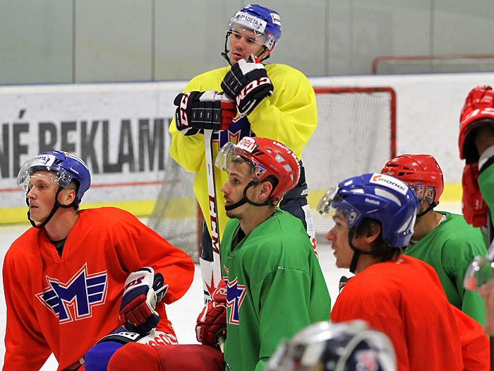 Hokejisté Motoru trénovali s Prospalem a Modrým
