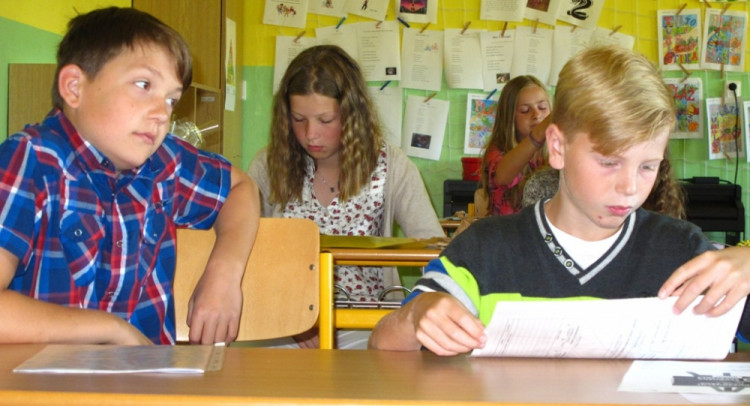 Předávání vysvědčení - ZŠ v Mladém