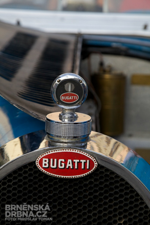 Historická závodní auta a motocykly se představily v centru Brna, foto: Brněnská Drnba, Miroslav Toman