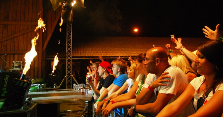 Tři sestry na Holkově u Velešína