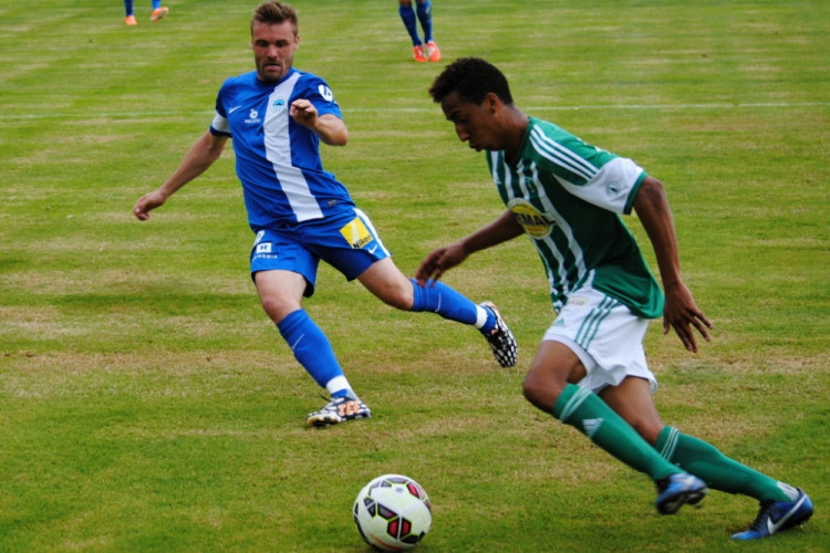 Branislav Obžera brání Mosqueru