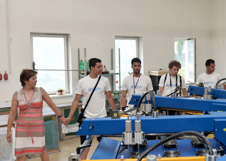 Čtyři historické tramvaje svezly mezinárodní návštěvu. Foto: DPMLJ