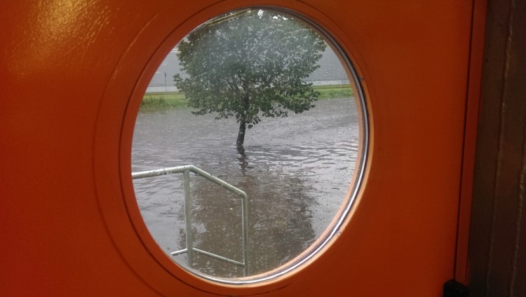 Pozdrav z lodě Terno. Foto Jack