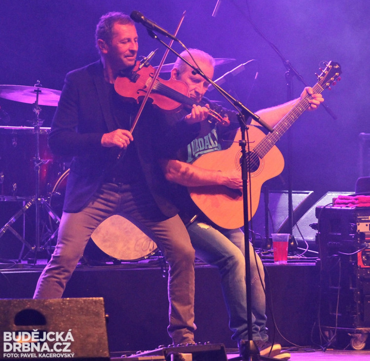 Akustický koncert kapely Čechomor na Frymburkfestu - Lipno 2014