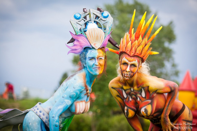 Bodypaintingový festival ve Frymburku