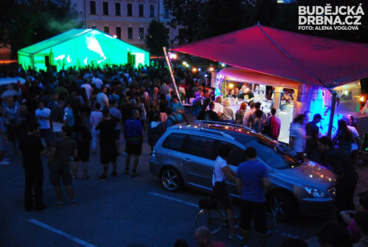 Hudební středy u Sokolovny