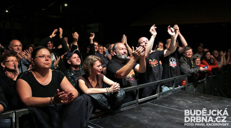 Koncert skupiny Katapult na Holkově