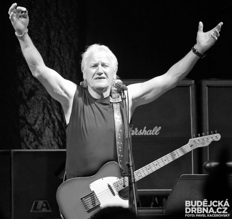 Koncert skupiny Katapult na Holkově